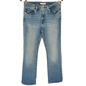 Levi's Women's Classic Boot Cut Jeans Size 6 Blue Mid Rise Wide Flare Leg Pants